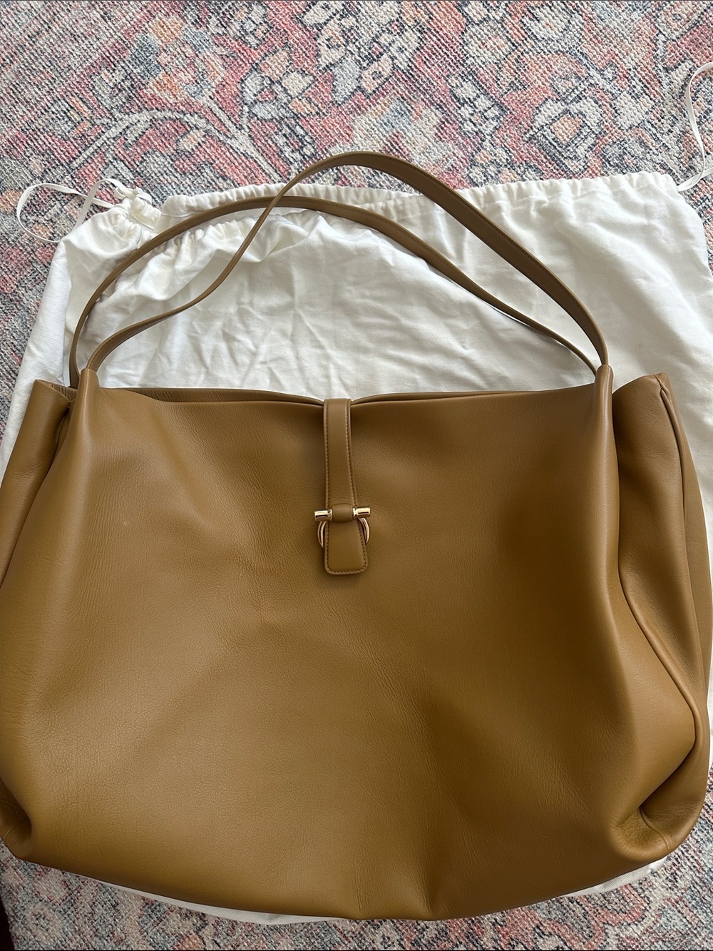 Salvatore Ferragamo Tan oversized Leather Tote - Picture 8 of 10